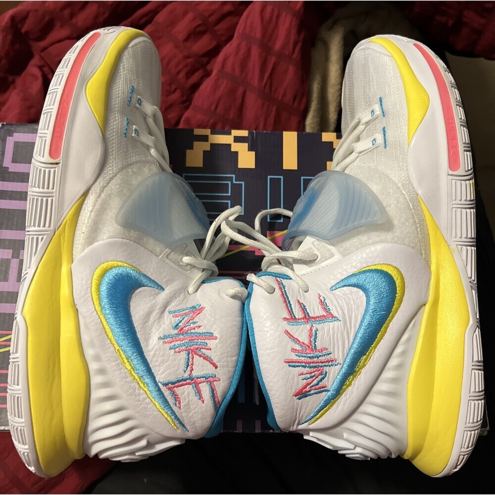 Size 10.5 - Nike Kyrie 6 90s  Graffiti *WITH BOX*